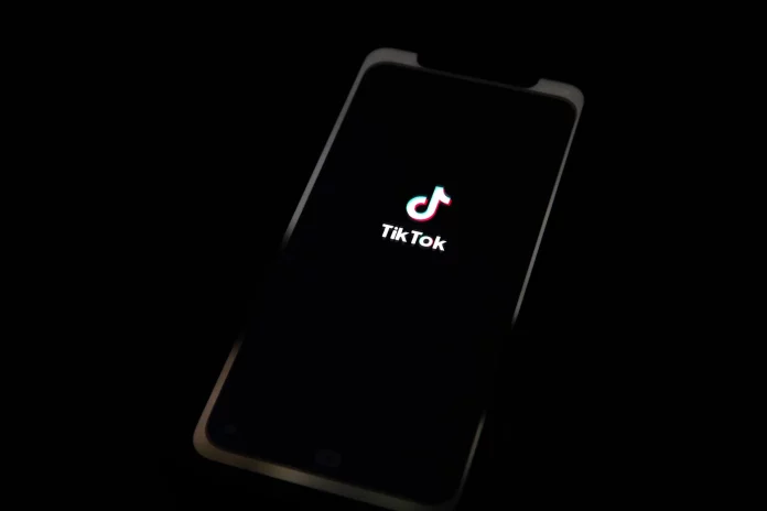 eeuu-amenaza-con-prohibir-tiktok-si-empresa-matriz-china-no-vende-acciones-wsj