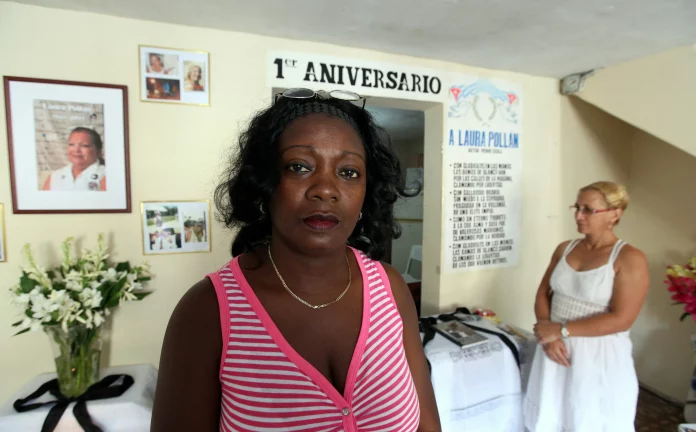 disidentes-cubanas-damas-de-blanco-denuncian-vigesimo-domingo-de-2023-con-arrestos-scaled