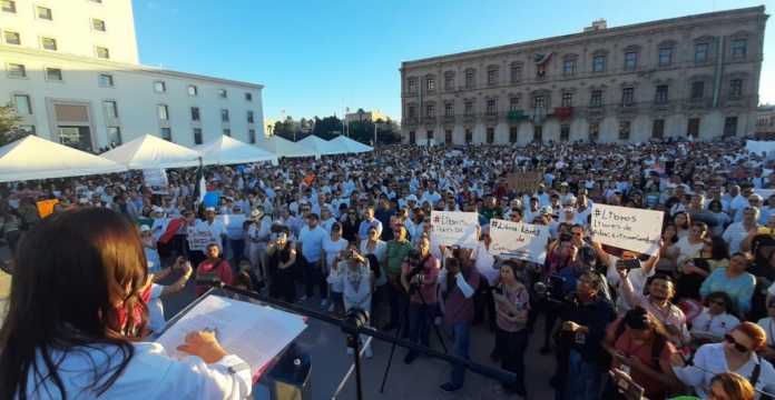 manifestacion-chihuahua-libros-sep-1024x529