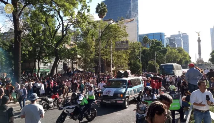 marcha-en-cdmx-a-nueve-anos-de-la-desaparicion-de-los-43-normalistas-de-ayotzinapa-2