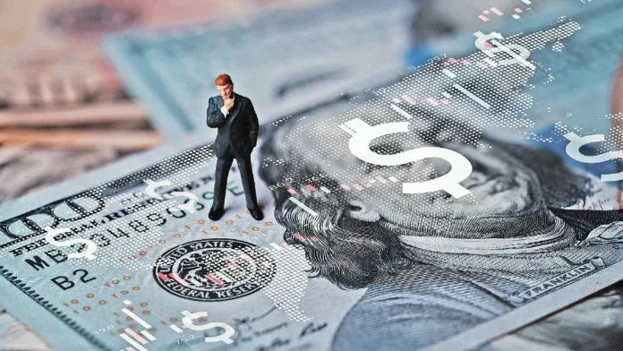 empresarios_dinero_shutterstock.jpg_554688468