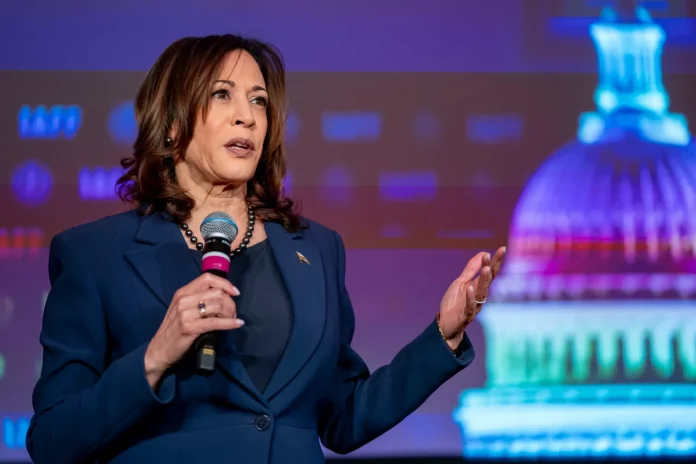 kamala-harris-gana-fuerza-como-relevo-si-biden-se-retira-de-la-campana-scaled