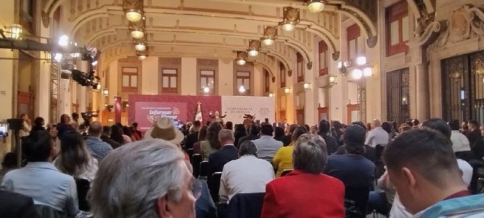 AMLO-inaugura-el-Primer-Encuentro-Continental-de-Comunicadores-Independientes-una-nueva-era-de-la-informacion