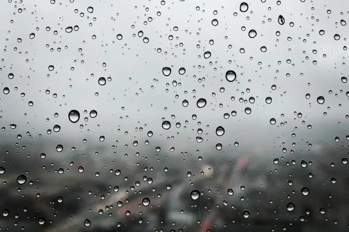 lluvias-chubascos-alerta-amarilla-naranja-roja
