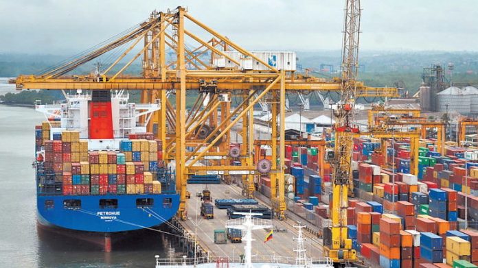 barco-puerto-destacada