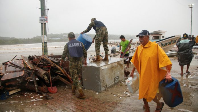 19vid-hurricane-erick-oaxaca-cover-photo-bmgv-videoSixteenByNineJumbo1600